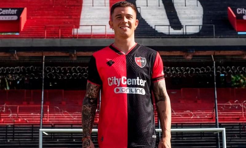 开云-阿媒：因转会支付违约，纽维尔老男孩遭到FIFA转会禁令处罚