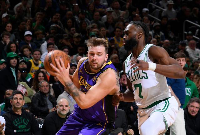 湖人遭遇伤病潮考验东契奇！背伤+三连客能否顶住？