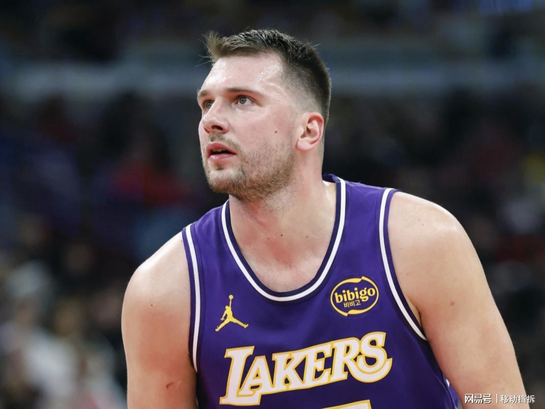 开云-艾顿上点心吧！美记：因为东契奇的缘故，很多中锋都愿意来湖人